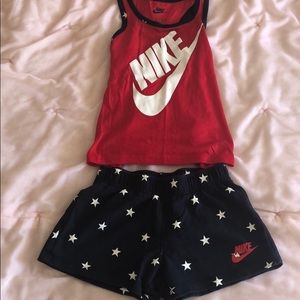 Nike size 4 patriotic outfit!